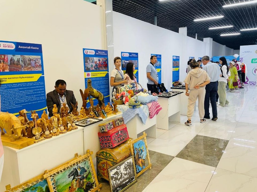 Компьютерлік порно ойыны Dream Machine 2