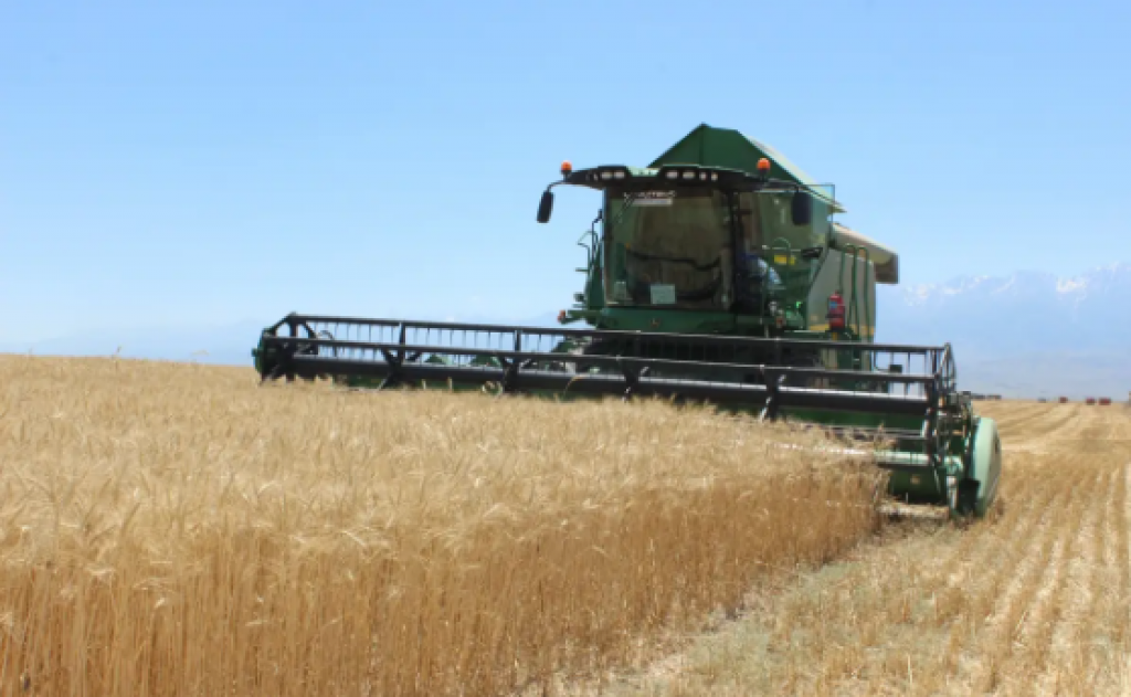 Свыше 75% сельхозтехники изношено в Казахстане