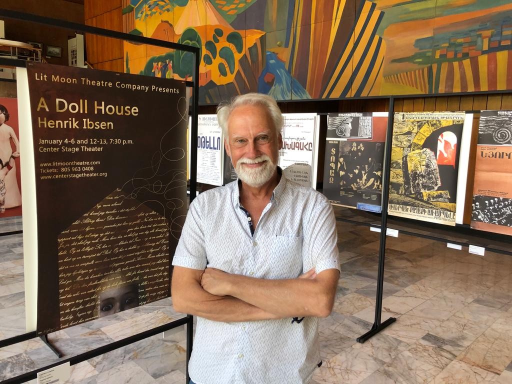 Карагандинский театр Станиславского вновь поработает с американским режиссером Джоном Блонделлом