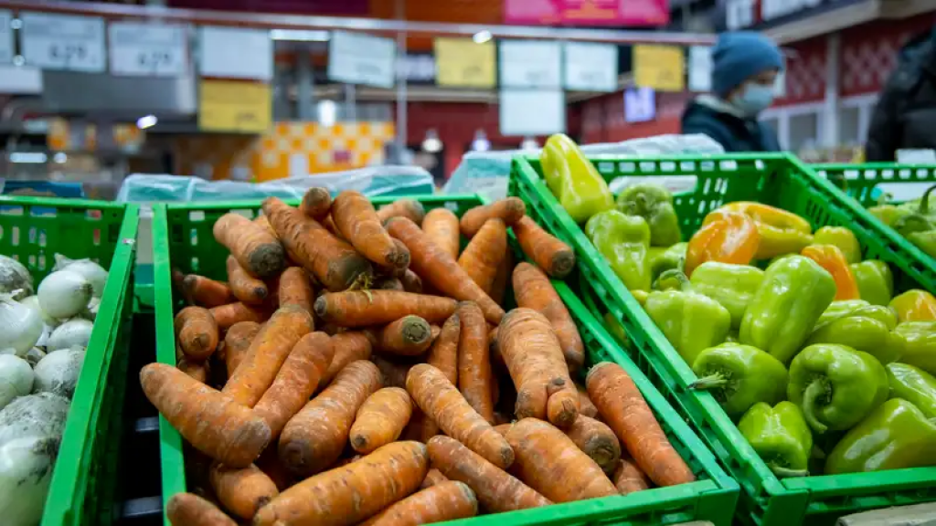 Россия, Китай, Узбекистан: кто снабжает Казахстан овощами