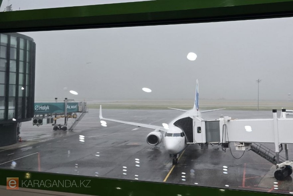 Выезд ребенка за границу с одним из родителей: нужна ли нотариальная доверенность