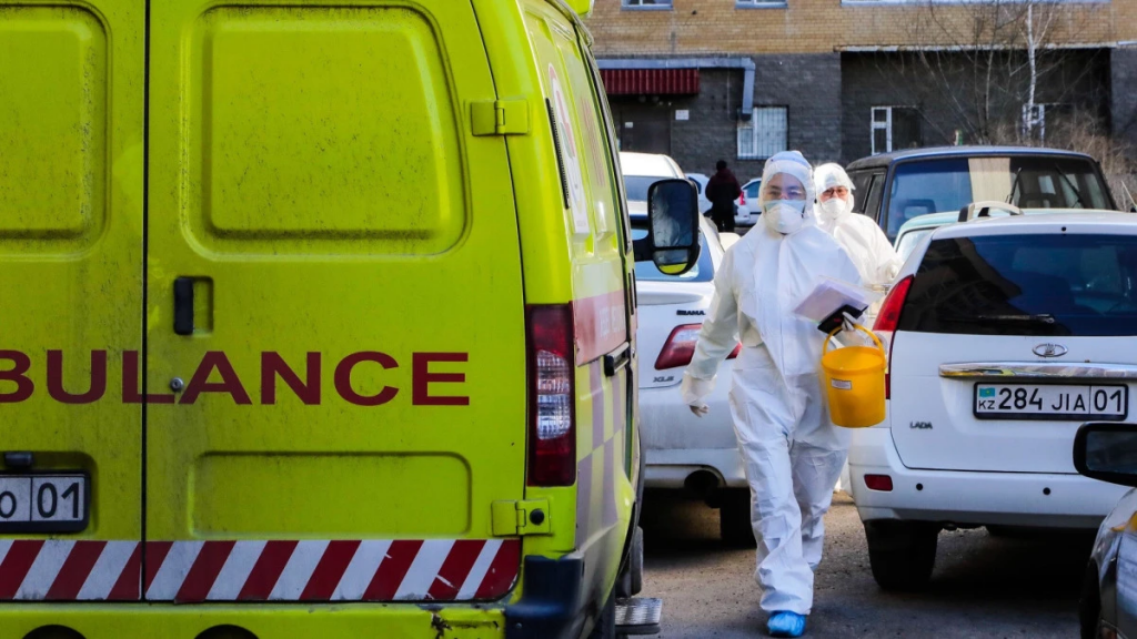 Непонятная агрессия: почему казахстанцы нападают на работников 