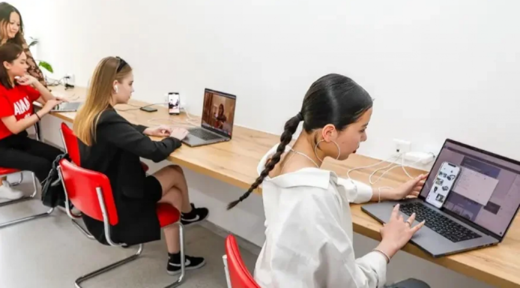 ИИ в образовании: 95 вузов Казахстана интегрировали новые дисциплины