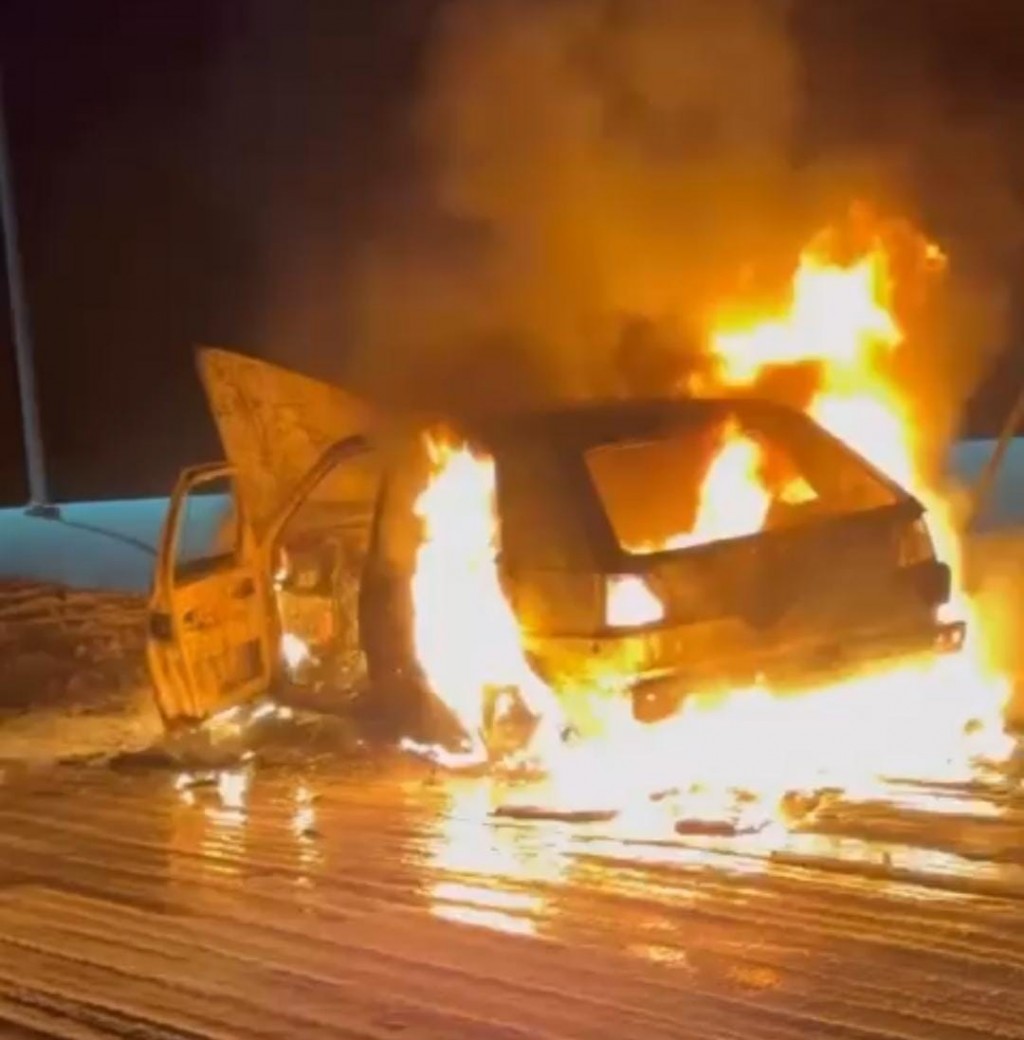 Үштөбе кентіндегі қысқа тұйықталу салдарынан көлік өртеніп кетті