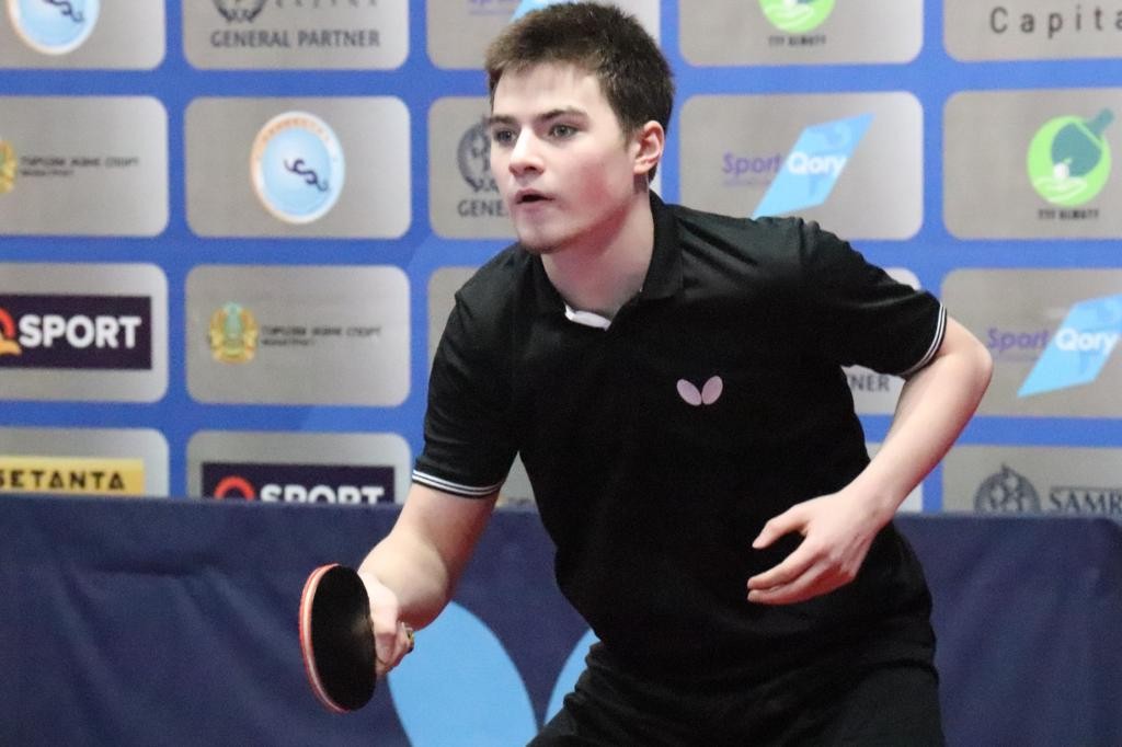 Второе место в подгруппе занял карагандинский теннисист на турнире в Сингапуре