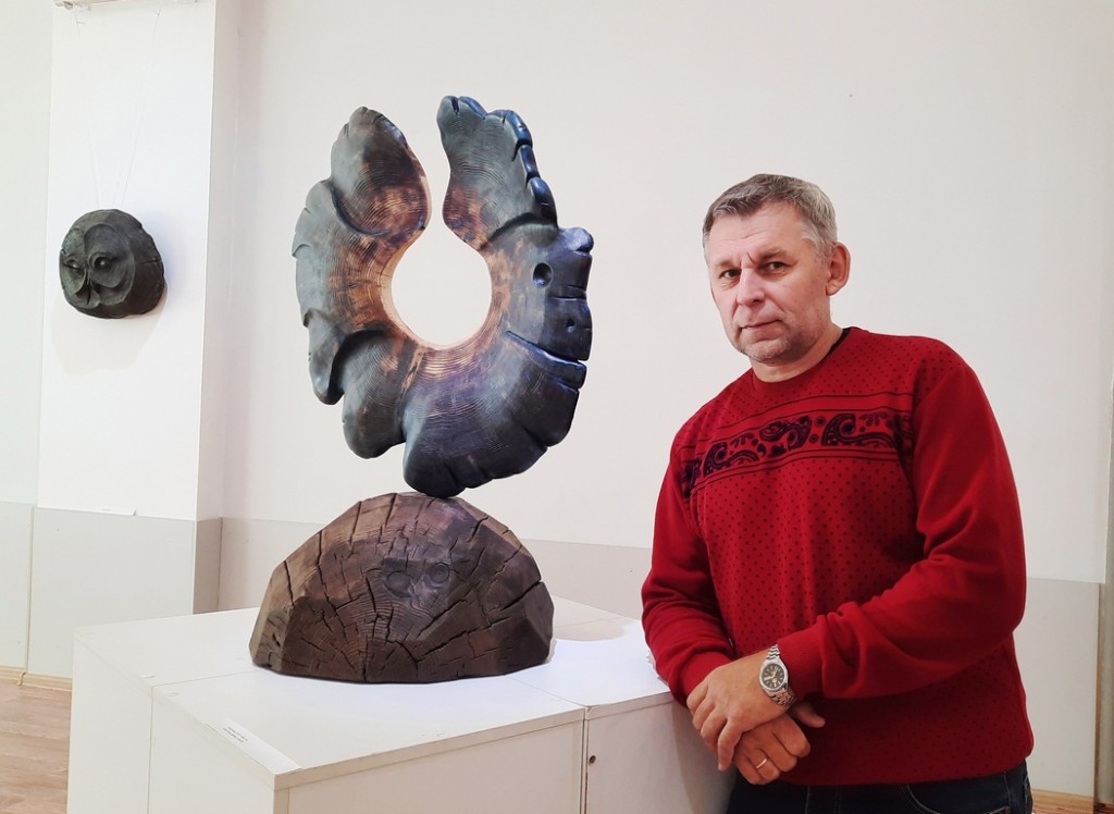 Скульптор, который слышит природу: в Караганде открылась экспозиция Сергея Чеченова