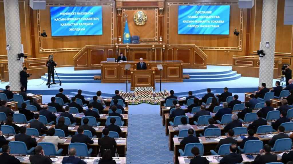 Болашақ ұрпаққа шоттардағы ақшалай жинақтарды ғана емес, сонымен қатар сапалы жаңа елді қалдыру – Тоқаев тарихи ауқымдағы миссияны белгіледі