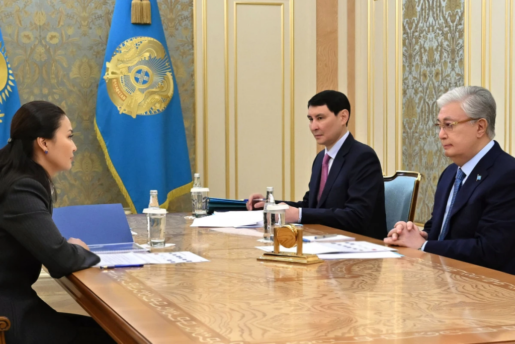 Токаев дал поручение по финансовому оздоровлению «Казпочты»
