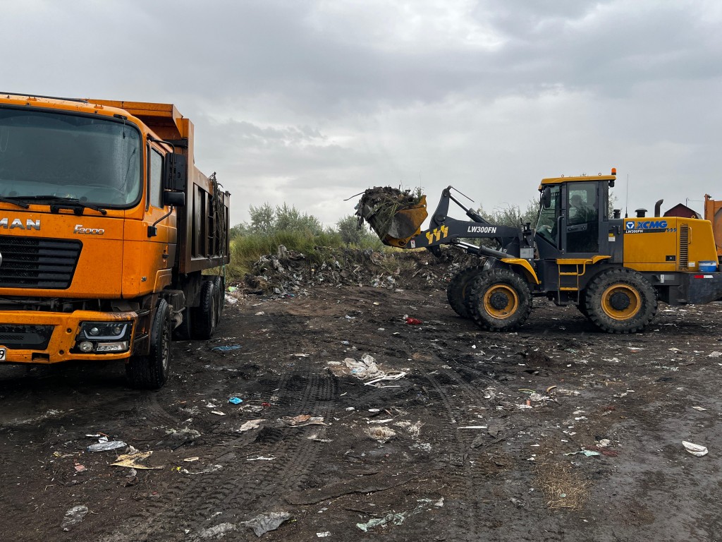 В Карагандинской области продолжают бороться со стихийными свалками