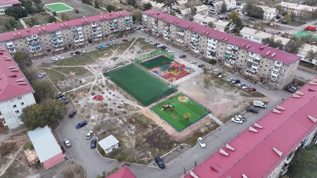 Жолдар, жарықтандыру және аулалар: Сарани қалалық инфрақұрылымды қалай жаңартады