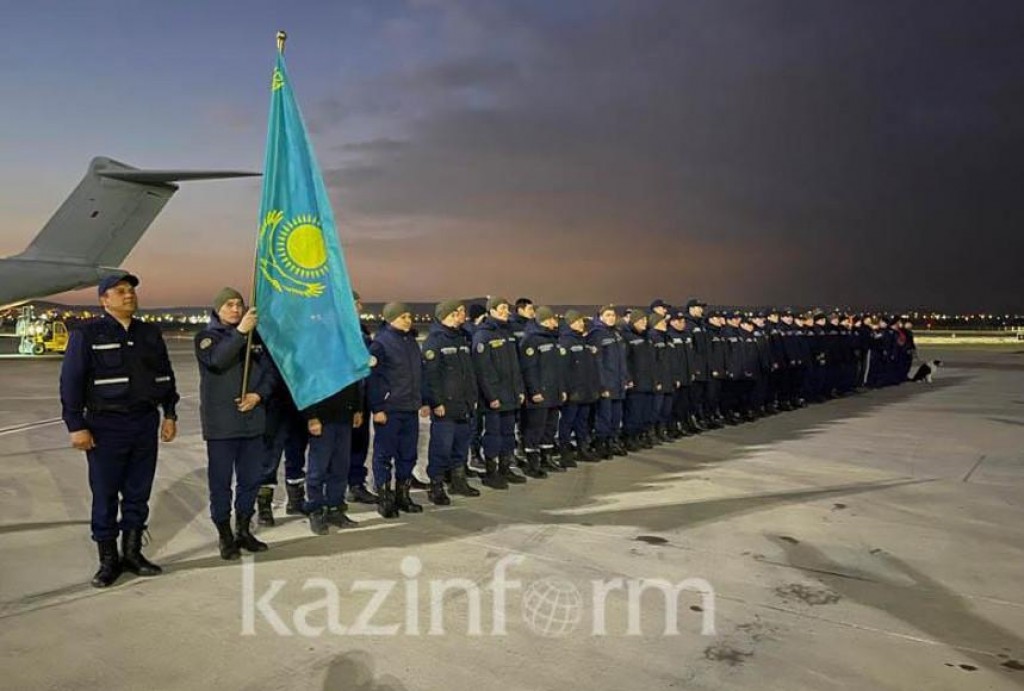 Президент подписал Указ о награждении госнаградами спасателей