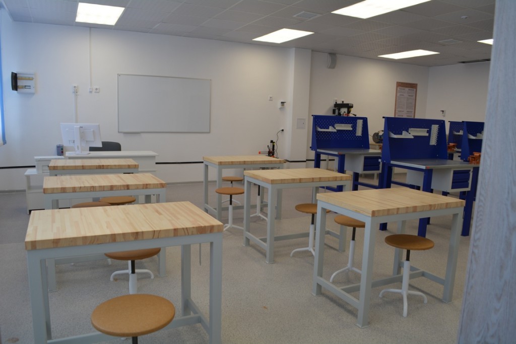 Реновация, профессиональные семьи и центр электромобилей: как меняется сфера образования в Карагандинской области