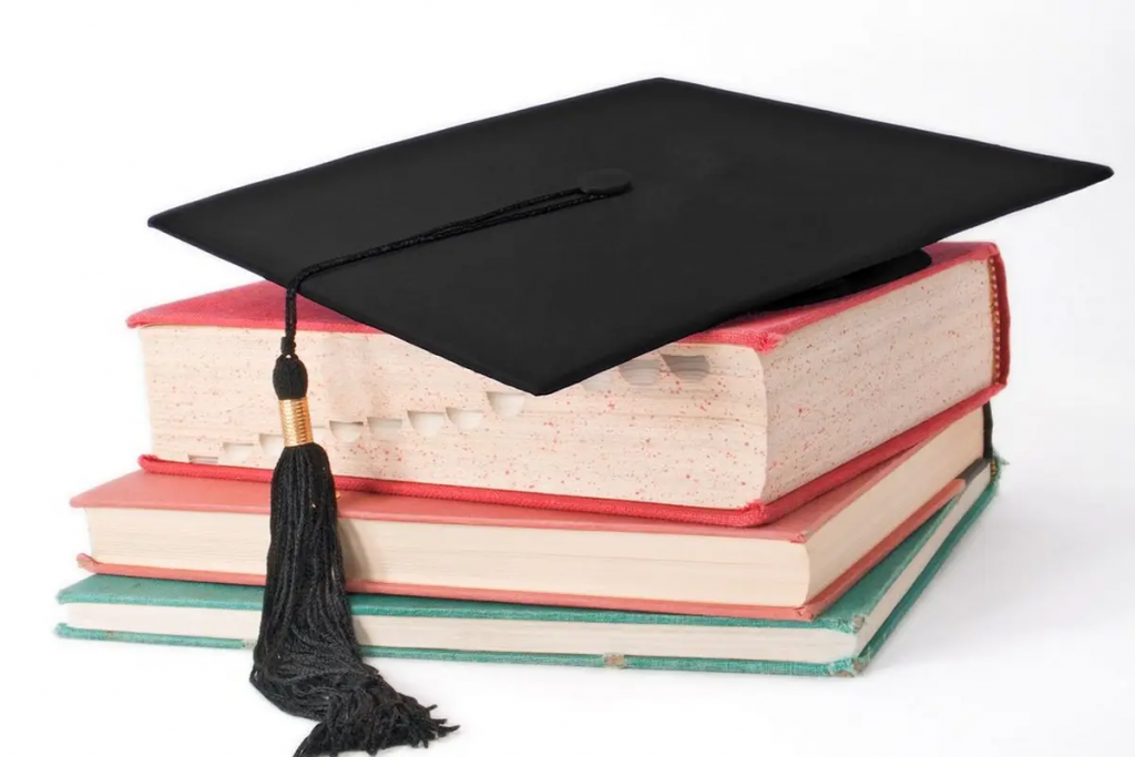 Половина поступающих в магистратуру не набрали пороговый балл в Казахстане