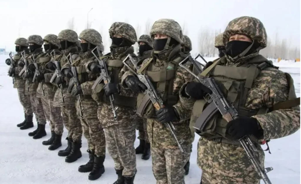 Контракт для резервистов утвердили в Казахстане