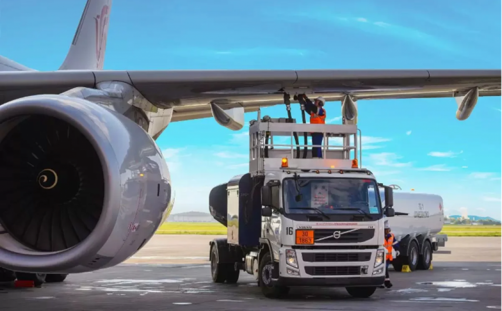 866 тысяч тонн составил объем потребления авиатоплива в Казахстане