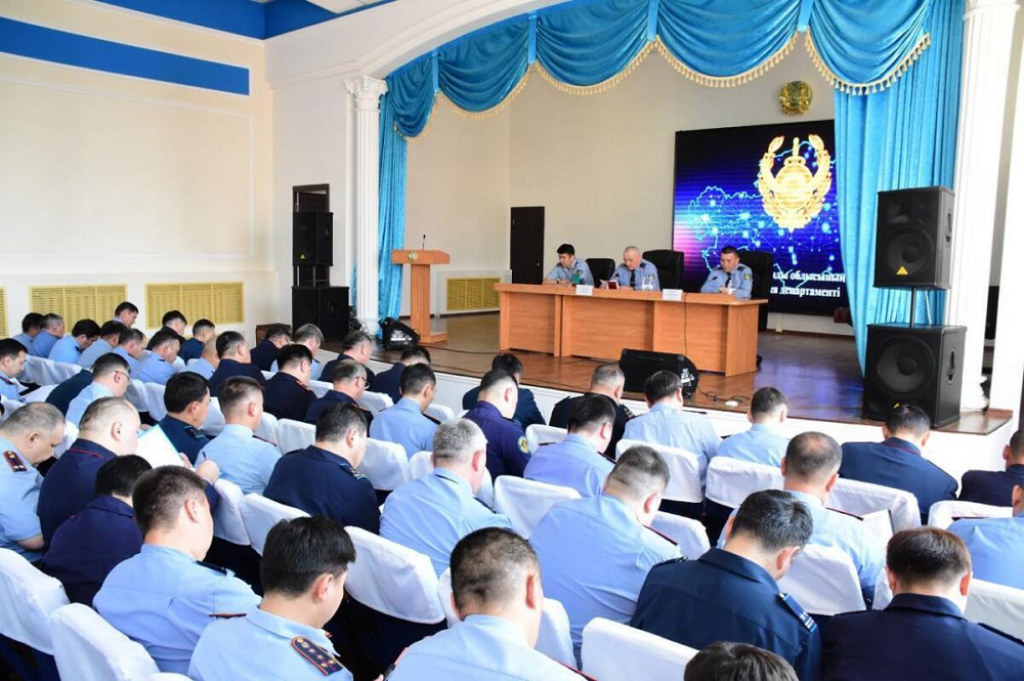 Обучение в связи с новым законом о защите женщин и детей проходят в Карагандинской области