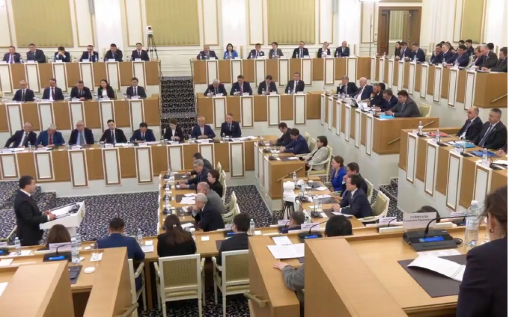 Задержание казахстанцев без разъяснения прав хотят запретить на уровне Конституции