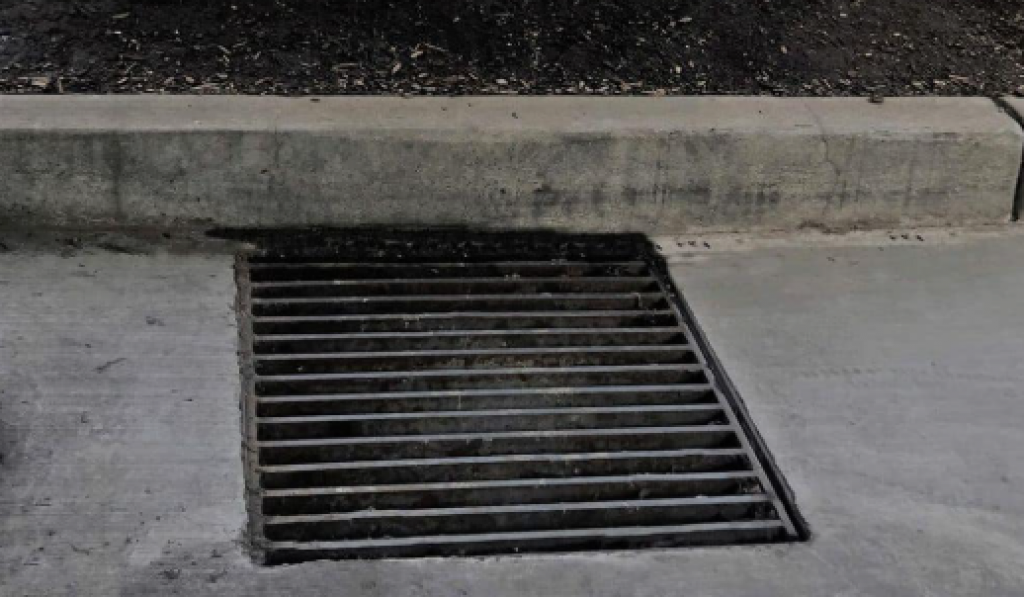 В Караганде решают проблему ливневой канализации на дорогах