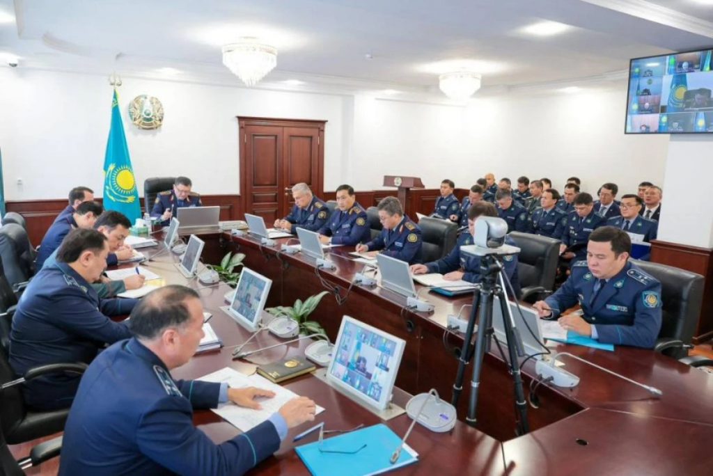 МВД повышает охрану детей и школьных автобусов