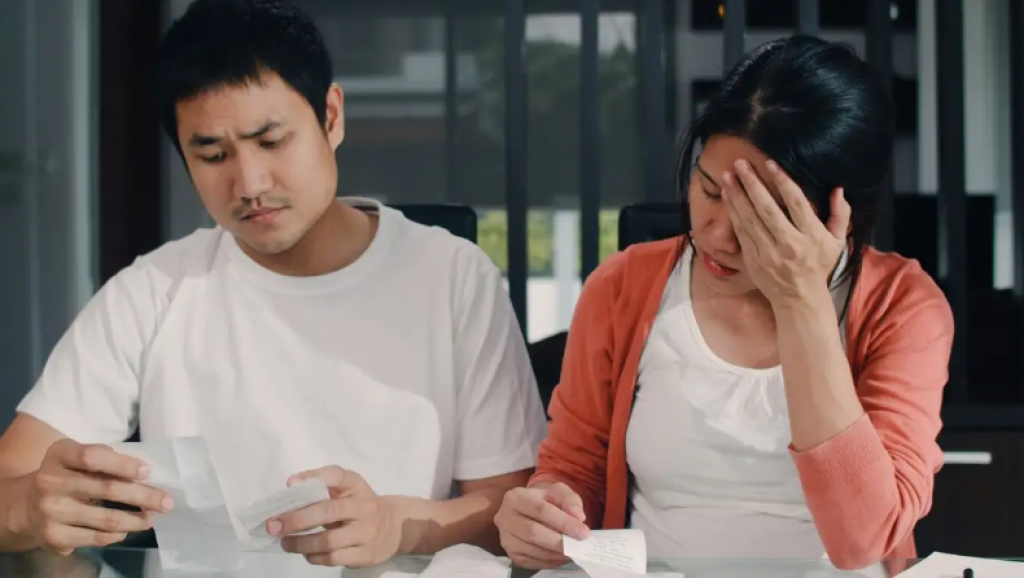 Почему казахстанцам отказывают в банкротстве