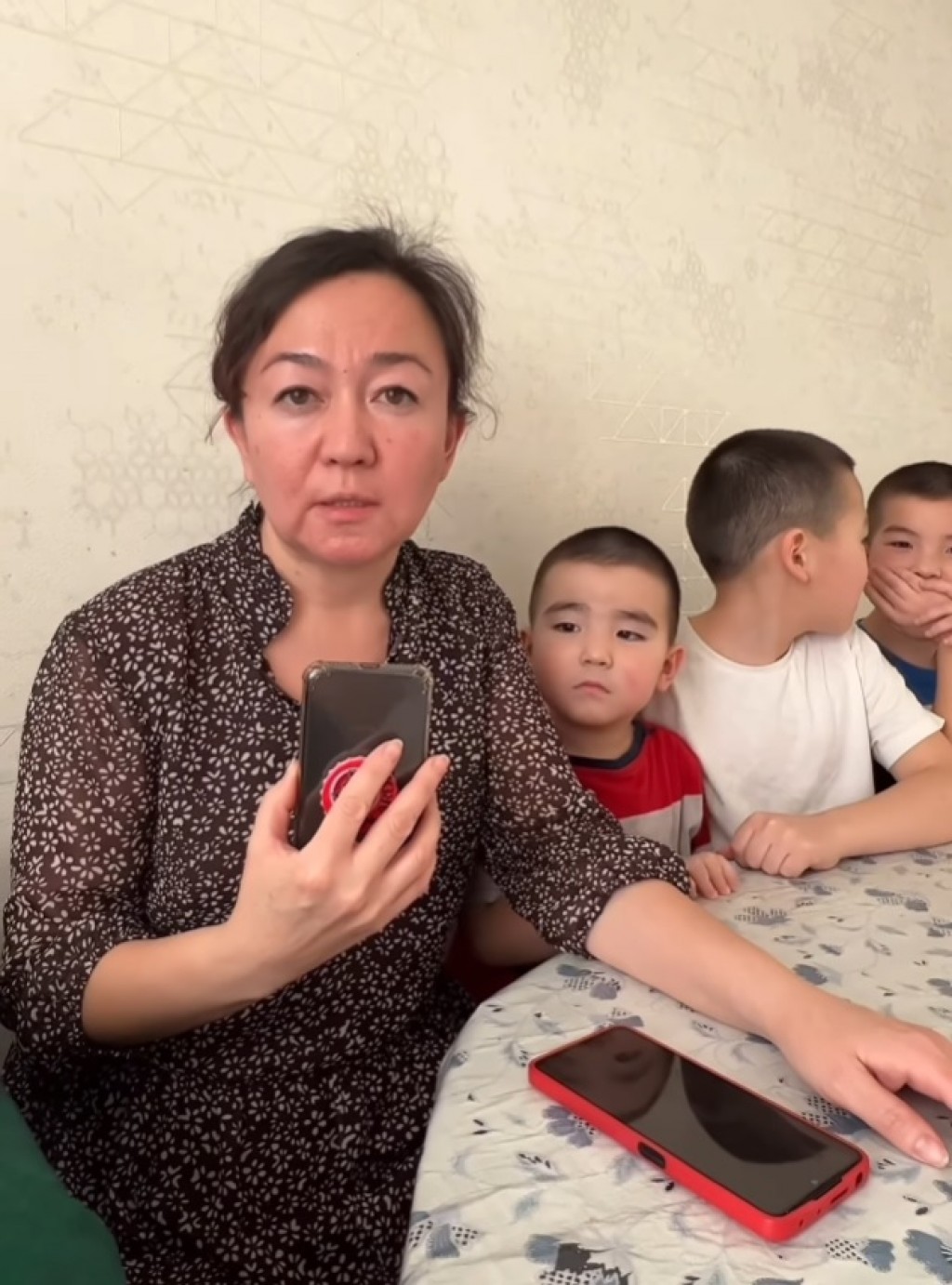 Шокирующее видеообращение записала мать троих детей начальнику Департамента полиции Карагандинской области