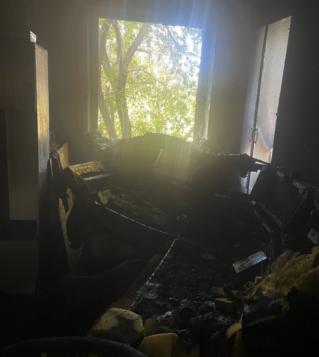 В девятиэтажном доме Темиртау горела квартира