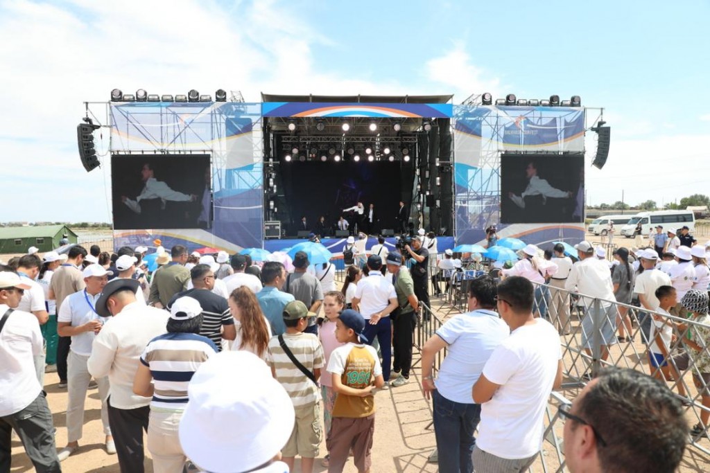 Balhash Tour Fest: фестиваль экокультуры, спорта и развлечений проходит на берегу озера Балхаш