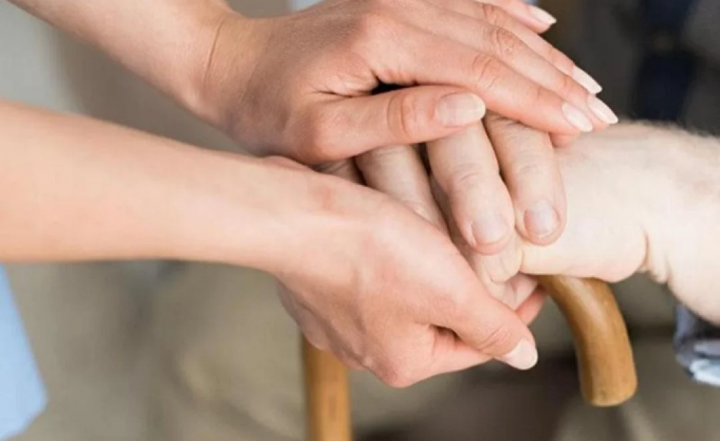 Новые правила поддержки людей в трудной жизненной ситуации вводят в Казахстане