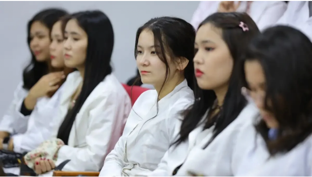 Минздрав РК ужесточил правила отбора организаций для дополнительного медобразования