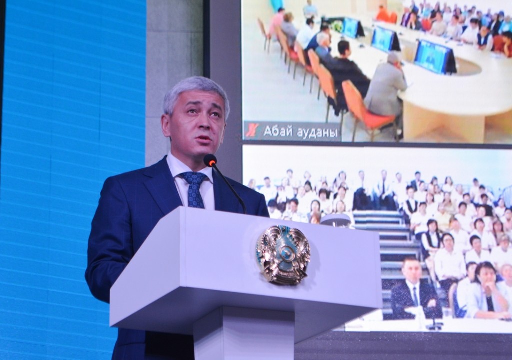 В Карагандинской области предлагается возродить Департамент по защите прав детей