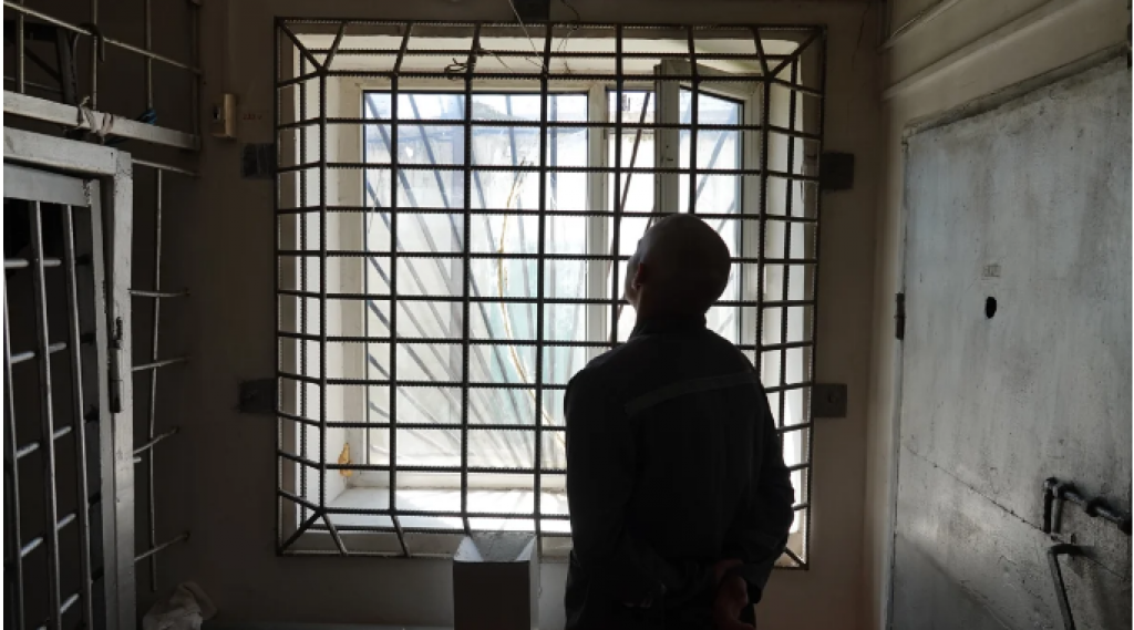 Сколько человек отбывают наказание в колониях Казахстана