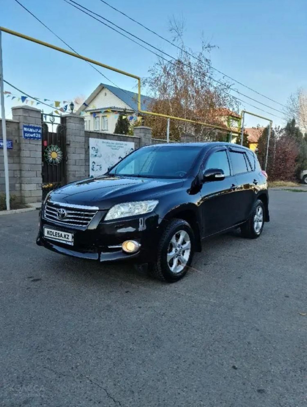 Почти год не могут найти угнанный у карагандинки автомобиль