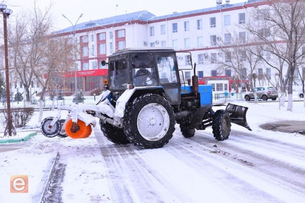 «Караганду от снега чистят также, как другие крупные города», - Мейрам Кожухов