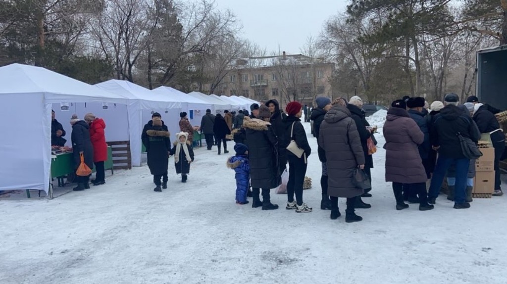 В Караганде на мини-ярмарках было продано 2,7 тысяч тонн сельхозпродукции