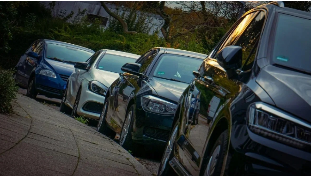 Половина автомобилей в Казахстане старше 20 лет – МВД РК