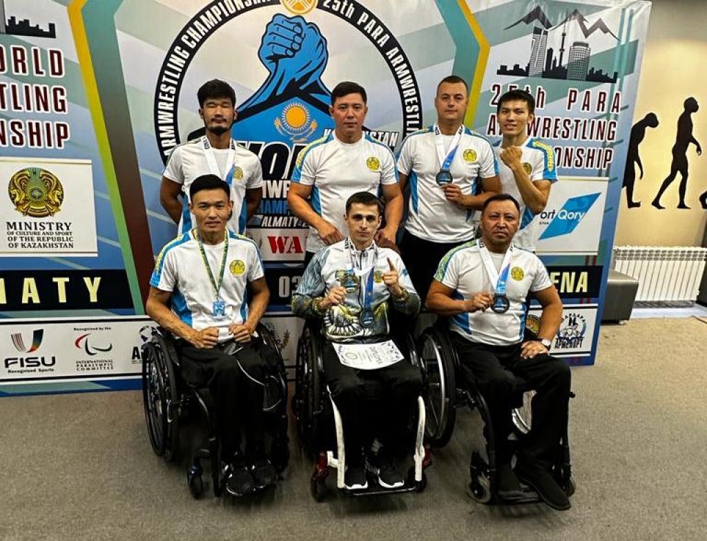 Победа в параармрестлинге: карагандинцы выбрали самую позитивную новость сентября