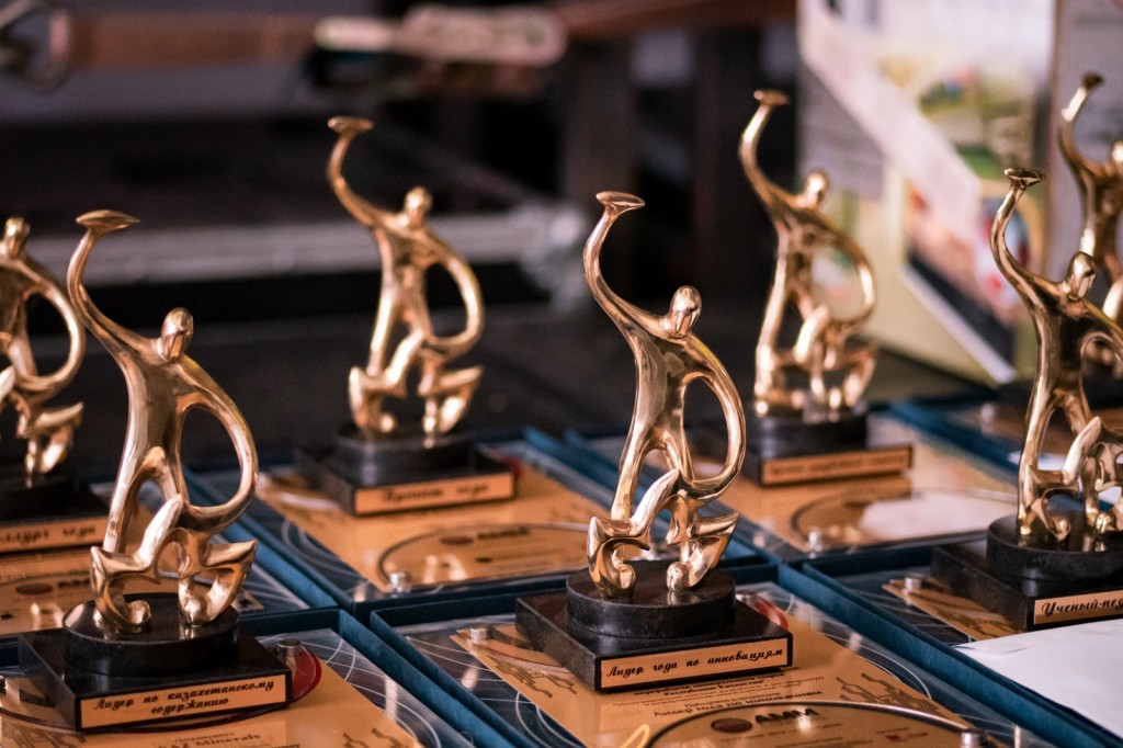 Профессионалов горного дела и металлургии отметят крупнейшей наградой отрасли