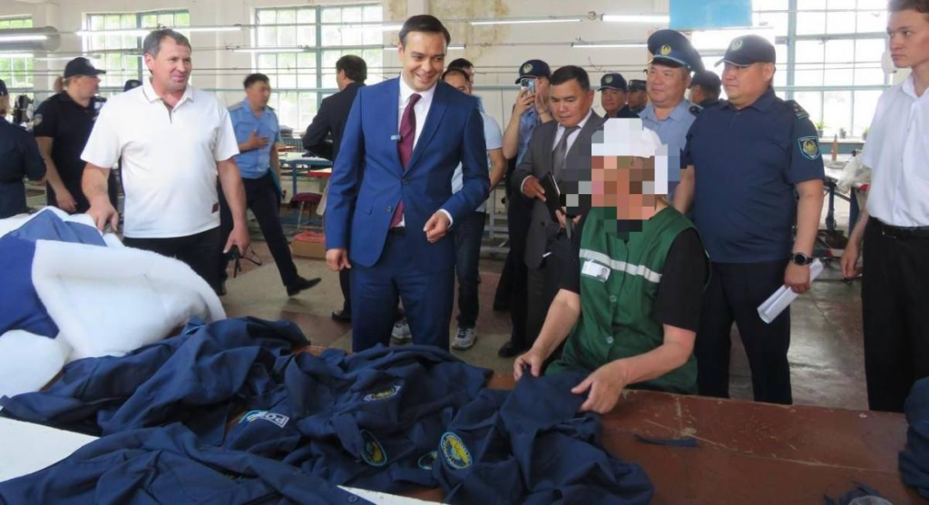 Омбудсмен посетил женскую колонию в Карагандинской области