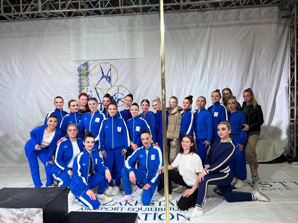 Карагандинские пилонистки завоевали 21 медаль на чемпионате Казахстана