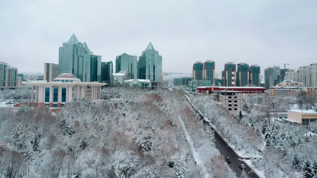 Казахстан охватит арктический холод: ожидаются морозы до -40°C
