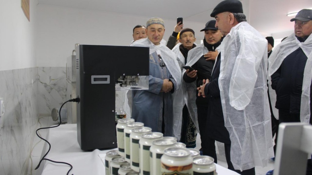 В Каркаралинском районе победитель фестиваля BaiQymyz открыл новый  цех в родном селе