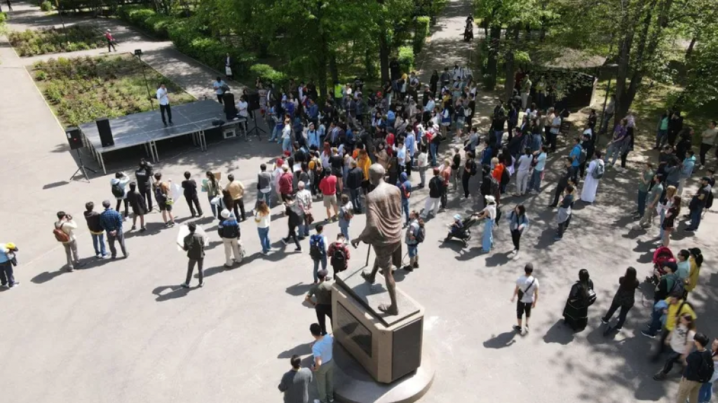 Нормы проведения мирных собраний еще раз прокомментировали в Конституционном суде