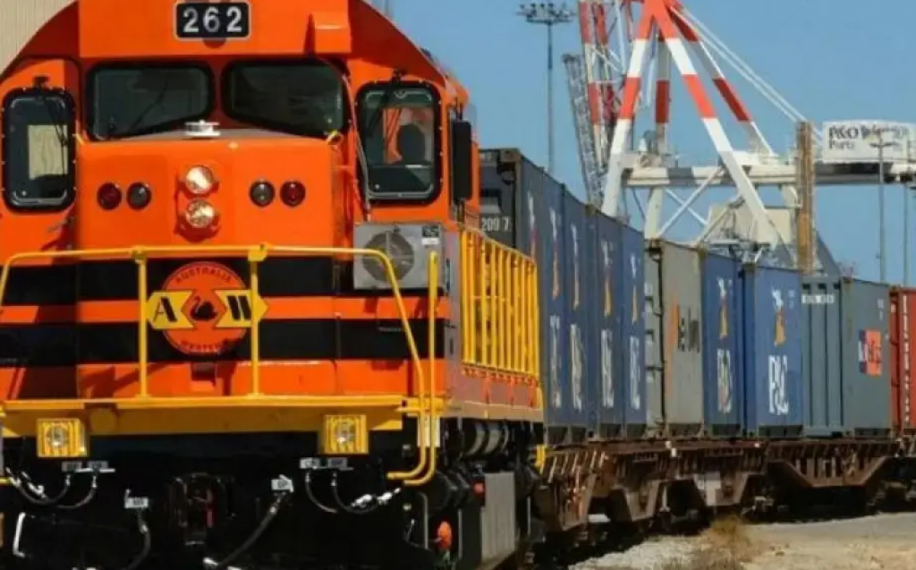 Запущен первый контейнерный поезд из Индии в Казахстан