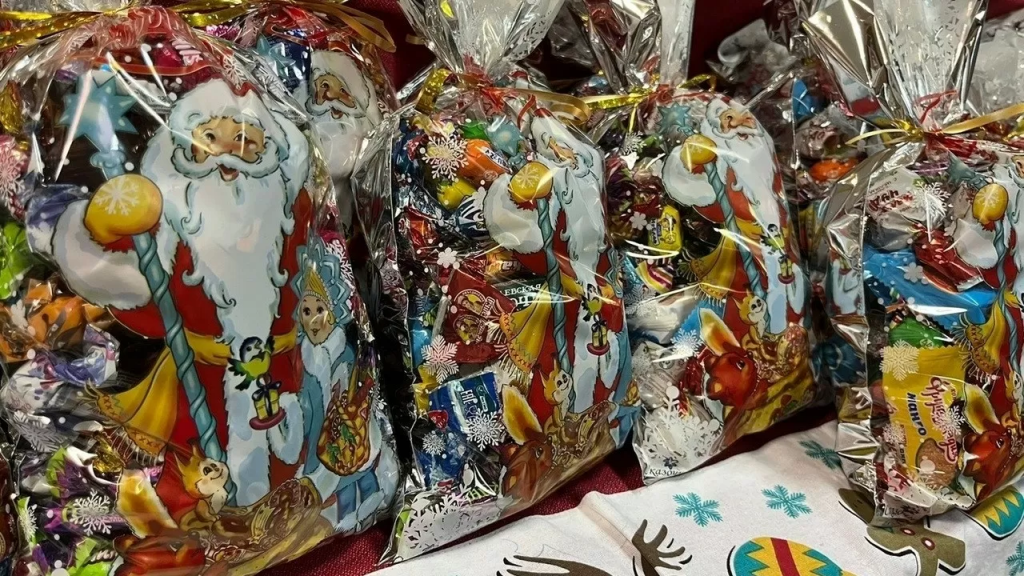 Сладкие подарки в магазинах и на маркетплейсах: на что обратить внимание