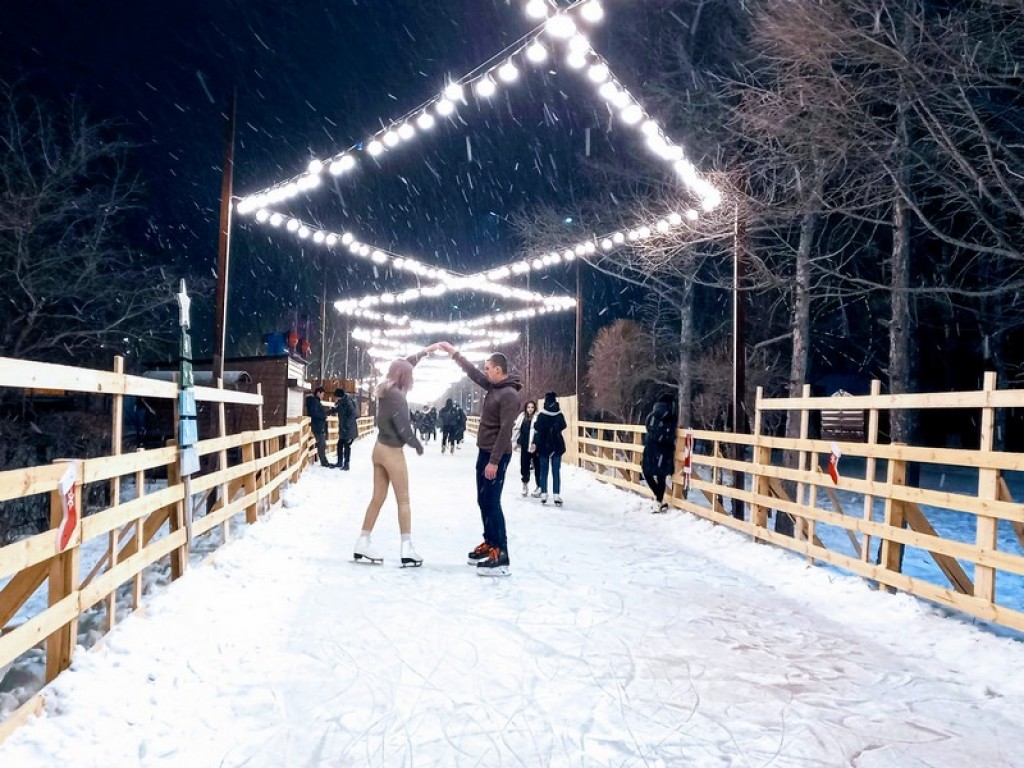 Когда в Караганде начнут работать катки и горки