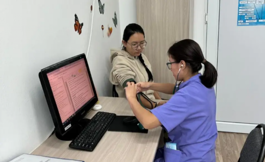 Новые принципы прикрепления к поликлиникам в Казахстане: подробности и порядок