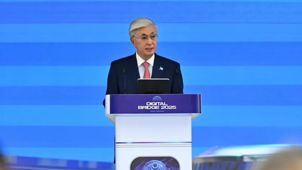 Что позволит избавить казахстанцев и предпринимателей от избыточной бюрократии, рассказал Токаев