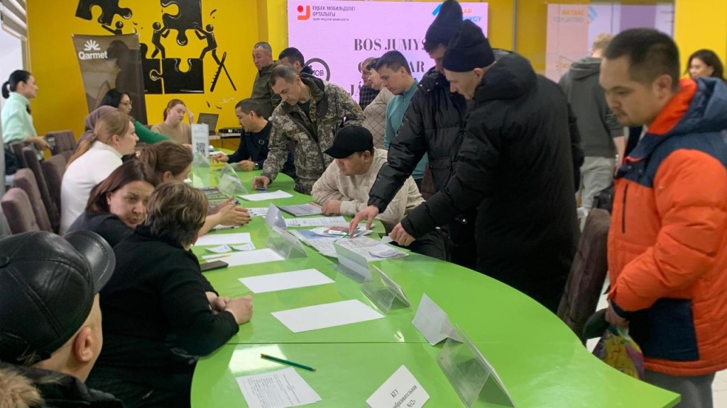 Работа для каждого: В Темиртау прошла ярмарка вакансий