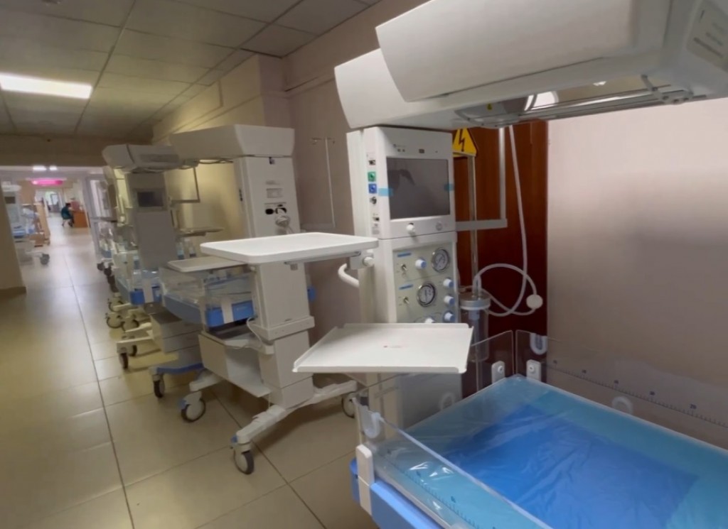 Новые реанимационные системы для новорожденных появились в одном из роддомов Караганды