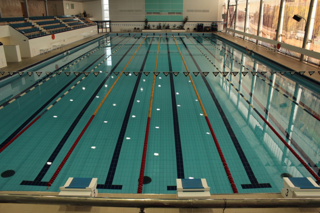 Появится ли в Караганде 50-метровый плавательный бассейн за 16 миллиардов тенге